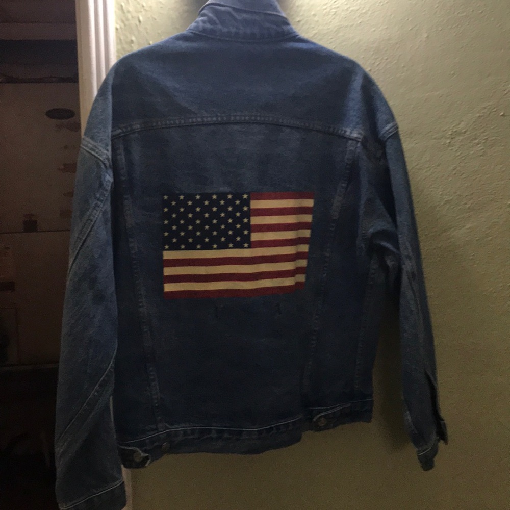 Jean jacket - Picture 2 of 3